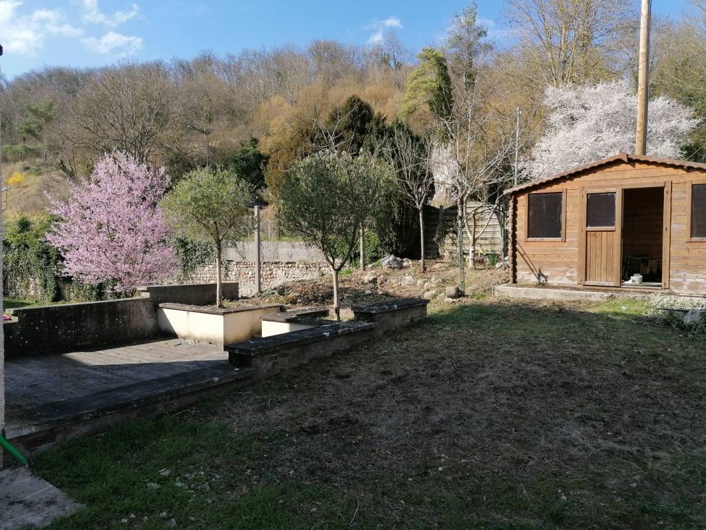 Jolie maison traditionnelle en vente à 10 km d'Evreux  de 140 m² avec jardin